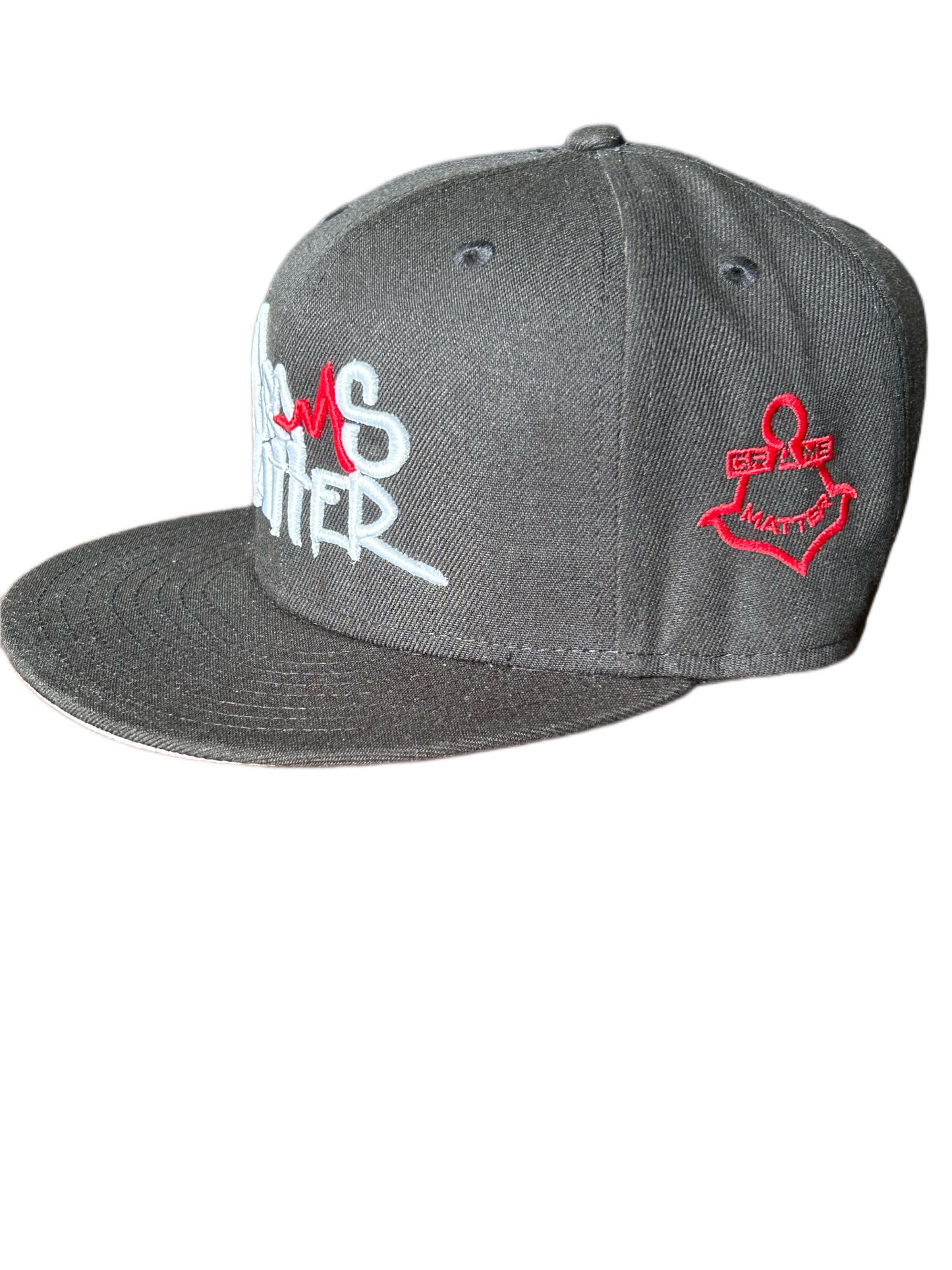 Black and white snapback hat with red pulse